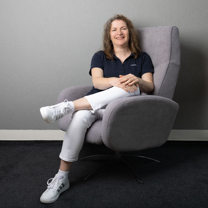 Janine Sumser (Assistenz)